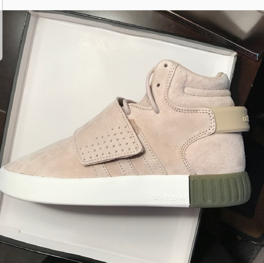 Adidas Tubular Sneaker 6.5